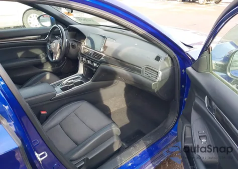 2018 Honda Accord Sport 2.0T z USA, uszkodzony, nr VIN 1HGCV2F3XJA021480